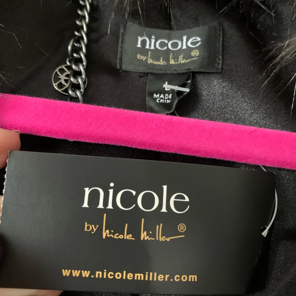 NWT! Nicole Miller Faux Fur Vest Gray - Picture 4 of 4